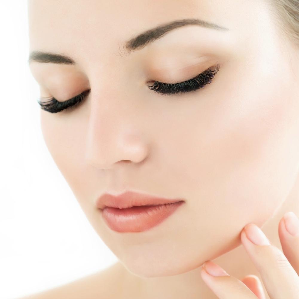 Amina Human Hair Eyelashes - Style 33