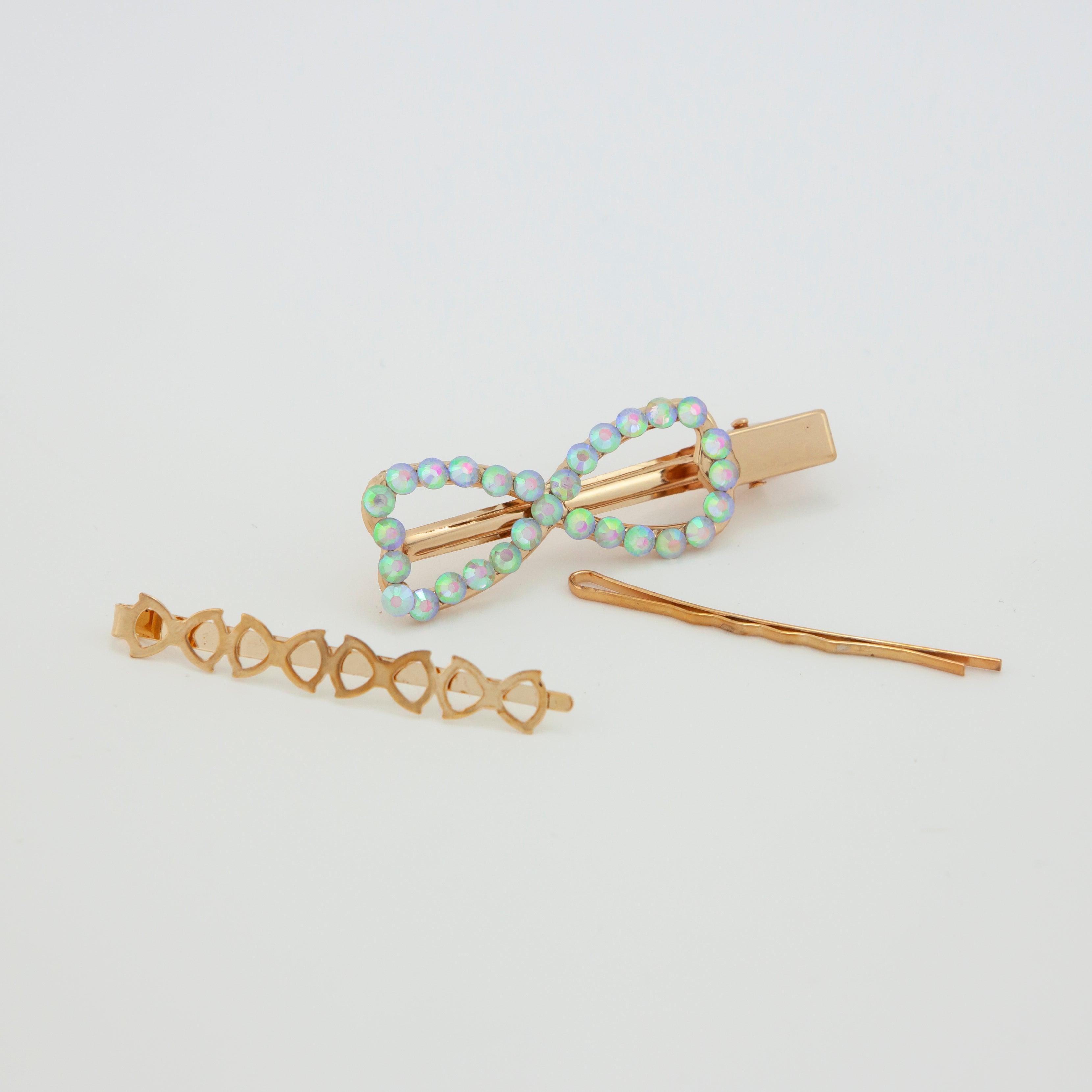 Gold Oval Hair Clip and Pins - Set of 3 | Shop Amina Beauty