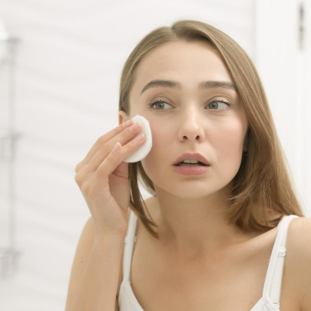 Nabi Waterproof Makeup Remover | Shop Amina Beauty